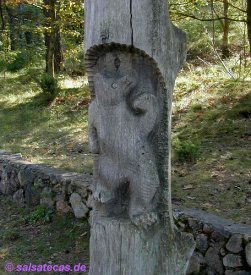 Litauen: Im Naturpark; um diesen Bären rankt sich eine Sage (habe sie leider wieder vergessen)